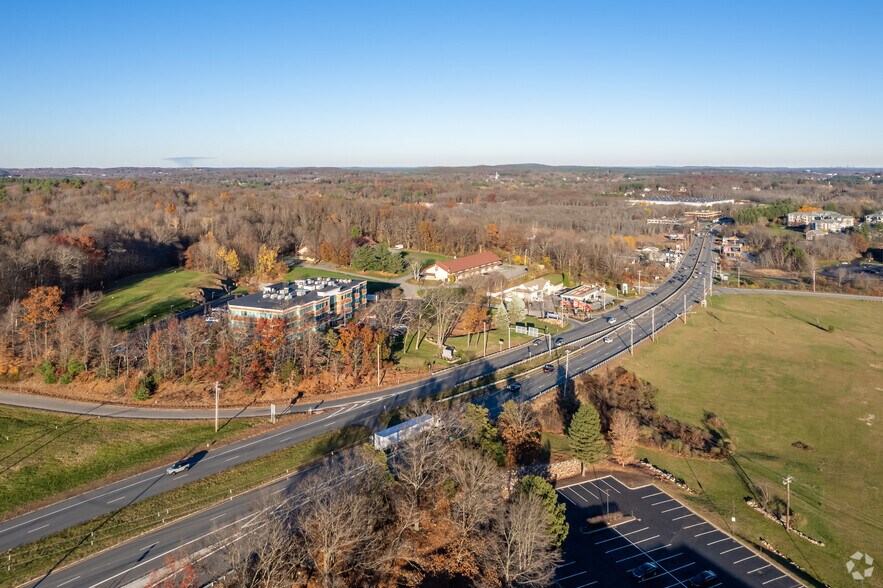 More Photos Of 2 Park Central Dr, Southborough Medical For Lease
