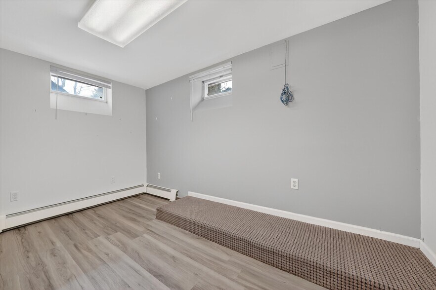 More Photos Of 75 Ramapo Rd, Garnerville Office For Sale