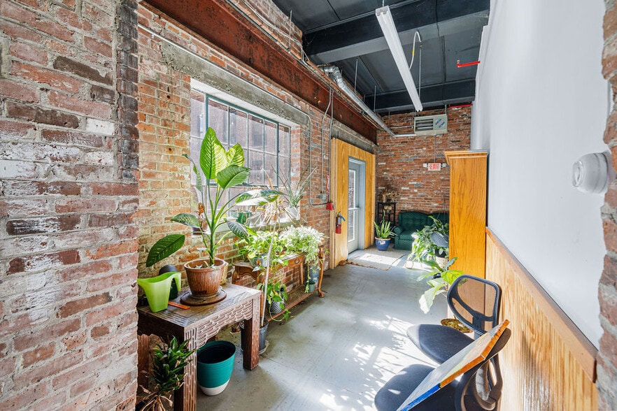 More Photos Of 28 Anawan St, Fall River Manufacturing For Sale