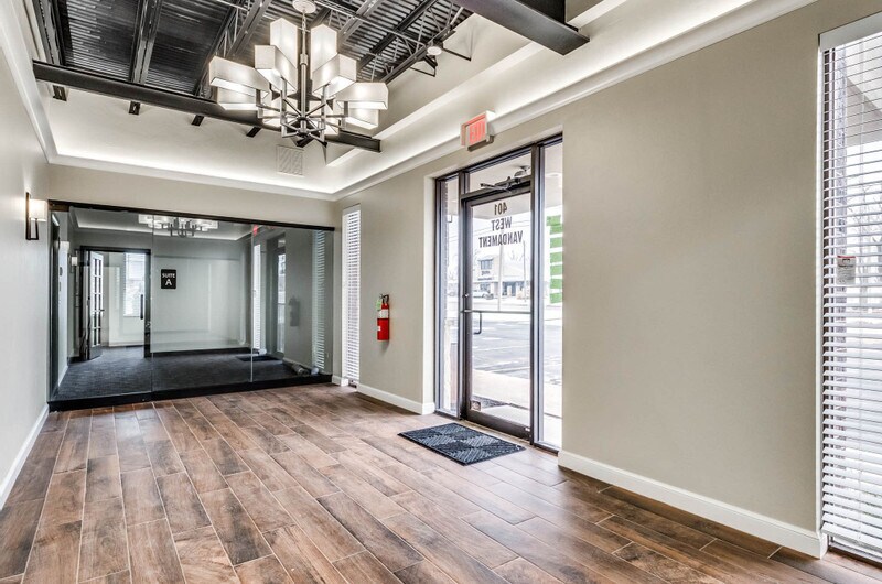 More Photos Of 401 W Vandament Ave, Yukon Office For Lease