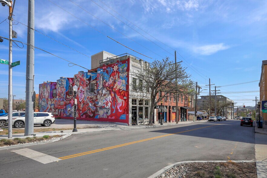 More Photos Of 120-122 W 5th St, Kansas City Storefront Retail Residential For Sale