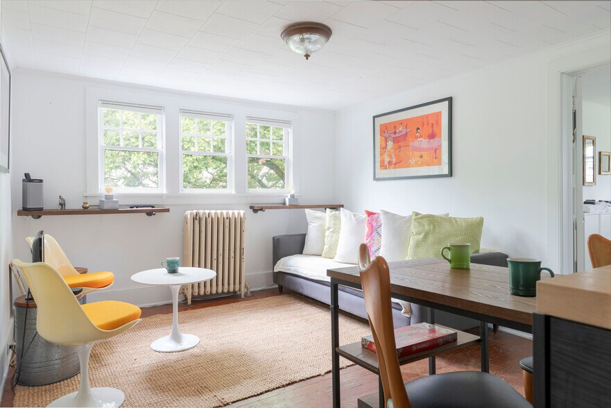 More Photos Of 4170 Rte 9W, Saugerties Hospitality For Sale