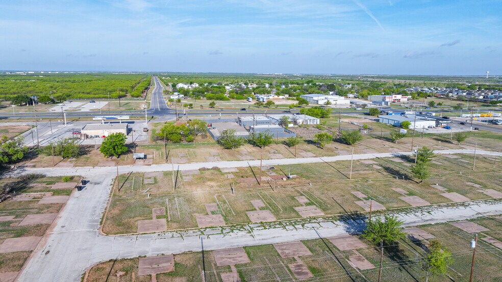 More Photos Of 769 Arnold Blvd, Abilene Flex For Sale