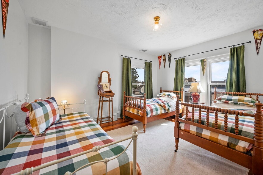 More Photos Of 610 W Washington St, Sandusky Specialty For Sale