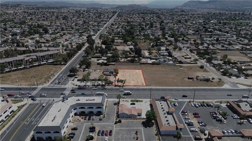 More Photos Of 13058 Perris Blvd, Moreno Valley Land For Lease