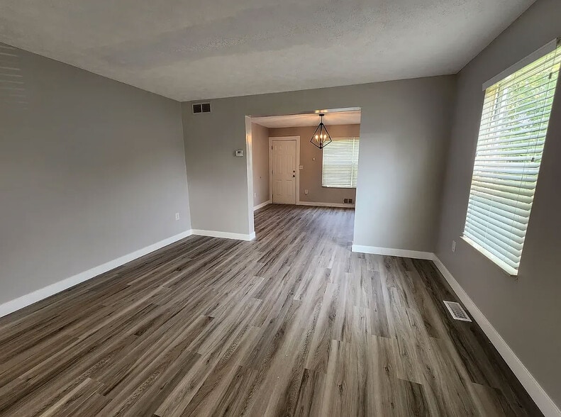 More Photos Of 4220 16th St, Detroit Multifamily For Sale