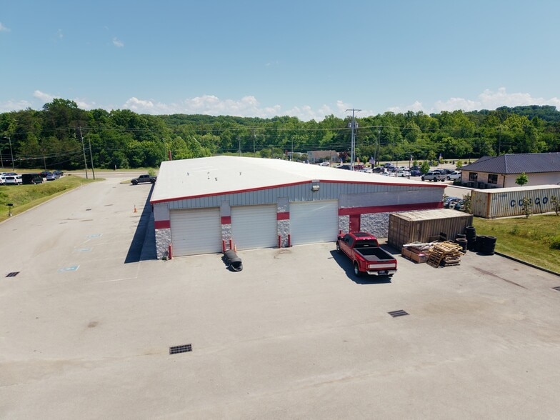 More Photos Of 1345 Callahan Dr, Knoxville Distribution For Sale