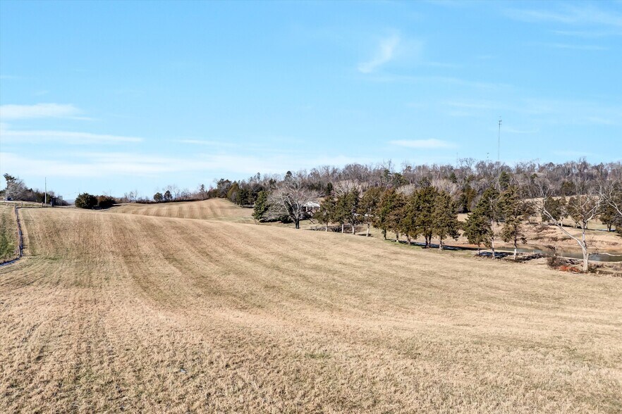 More Photos Of 424 N Watt Rd, Knoxville Land For Sale