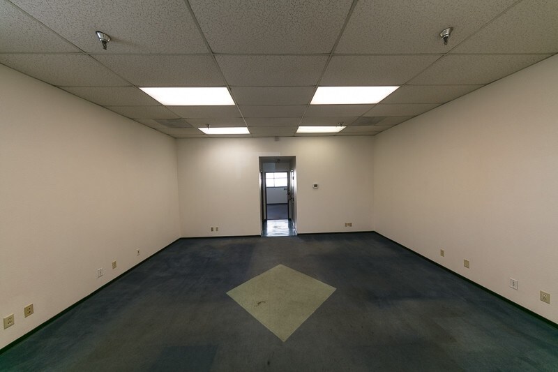 More Photos Of 5256 Aero Dr, Santa Rosa Light Manufacturing For Lease