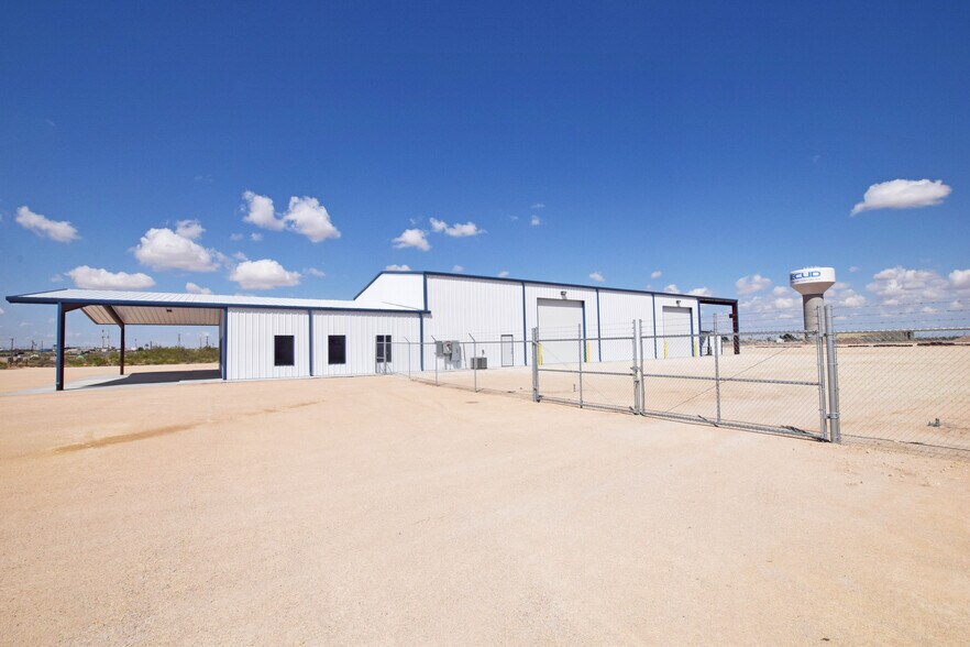 More Photos Of 8340 Boles Rd., Odessa Warehouse For Lease