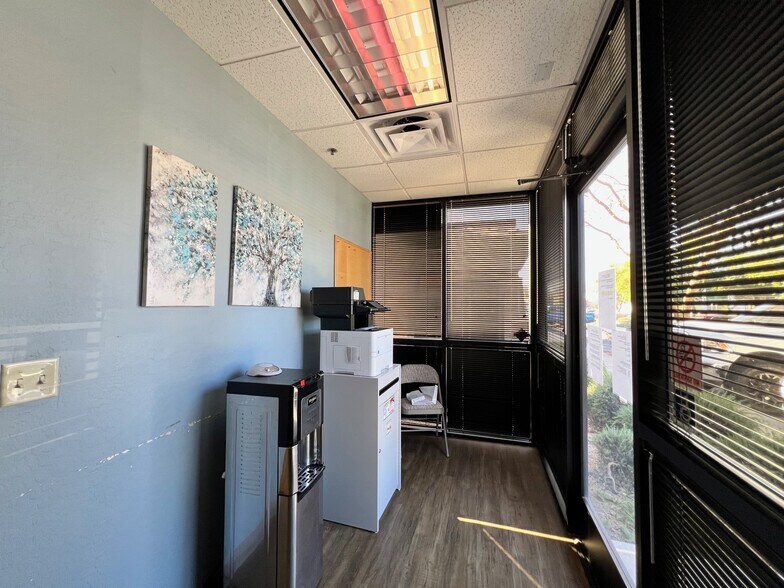 More Photos Of 7155 W Campo Bello, Glendale Office For Sale