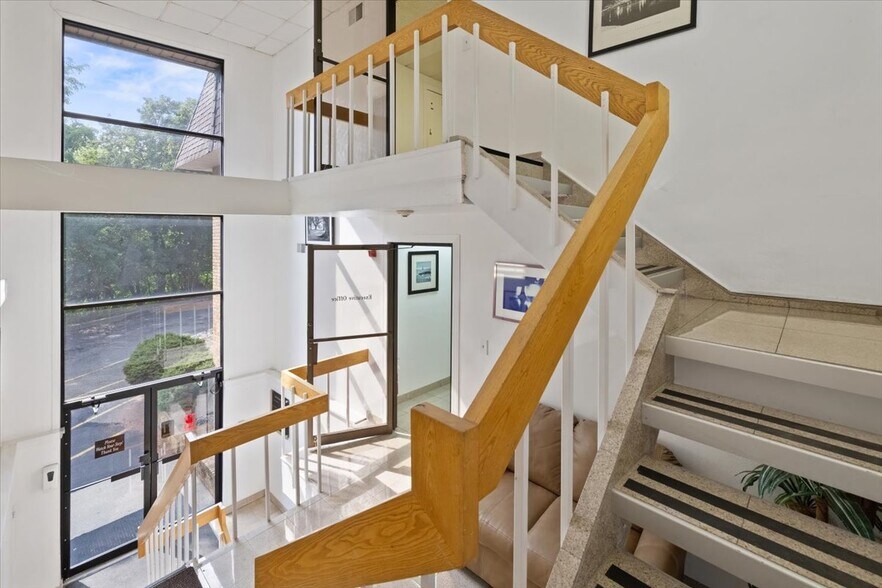 More Photos Of 24 Wyckoff Ave, Waldwick Medical For Sale