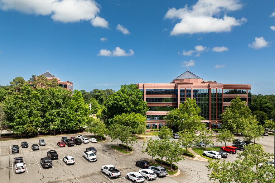 More Photos Of 272 Bendix Rd, Virginia Beach Unknown For Lease
