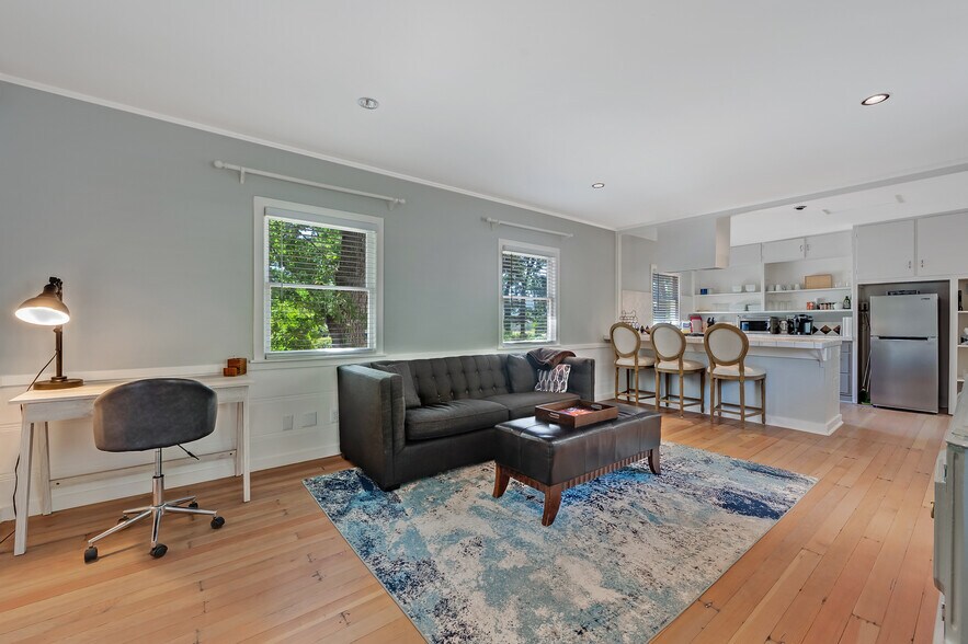 More Photos Of 125 Cristo Ln, Santa Rosa Specialty For Sale