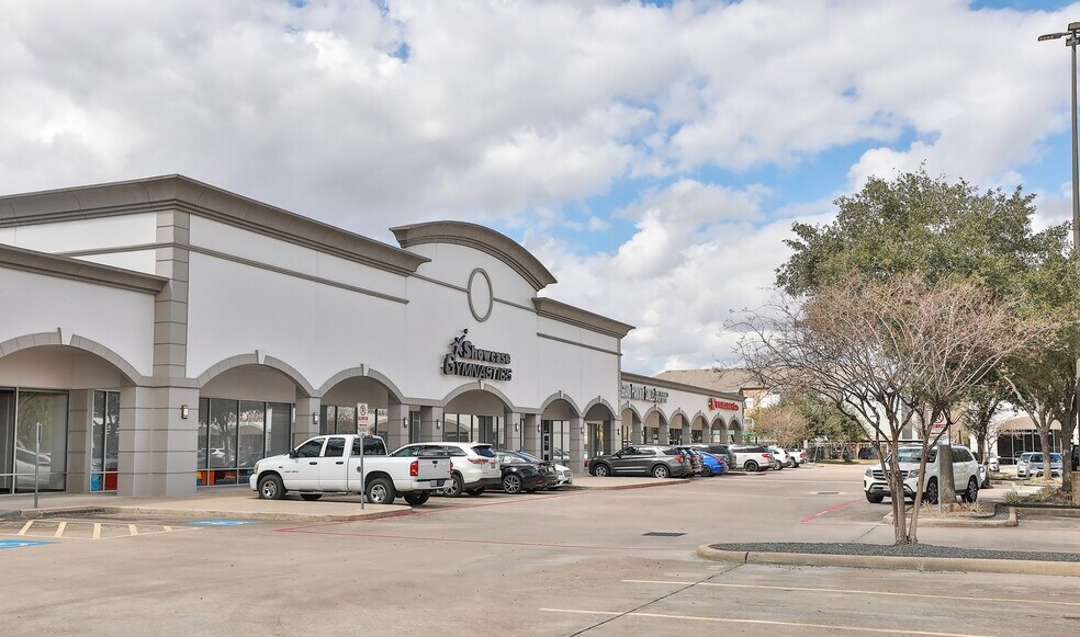 More Photos Of 2004 S Mason Rd, Katy Unknown For Lease