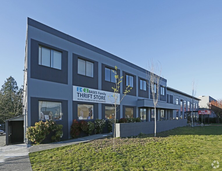More Photos Of 7825 Edmonds St, Burnaby Flex For Lease