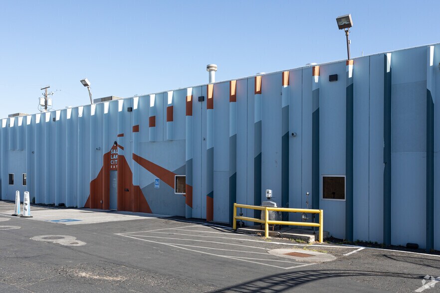 More Photos Of 23 N 900 W, Salt Lake City Freestanding For Lease