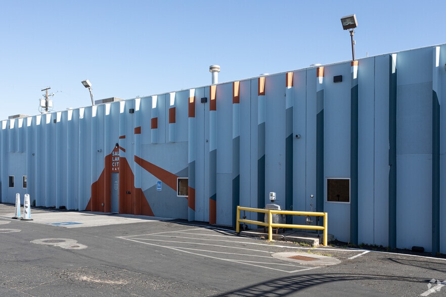 More Photos Of 23 N 900 W, Salt Lake City Freestanding For Lease