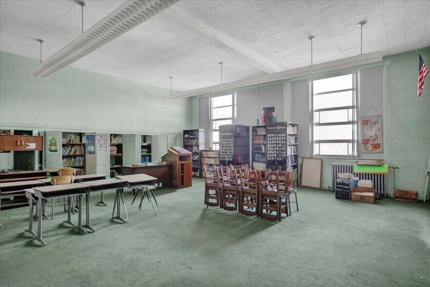 More Photos Of 301 Heffner St, Minersville Specialty For Sale