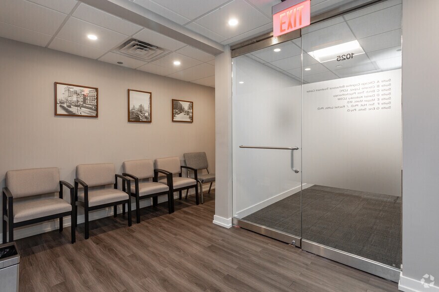 More Photos Of 180 N Michigan Ave, Chicago Office For Lease