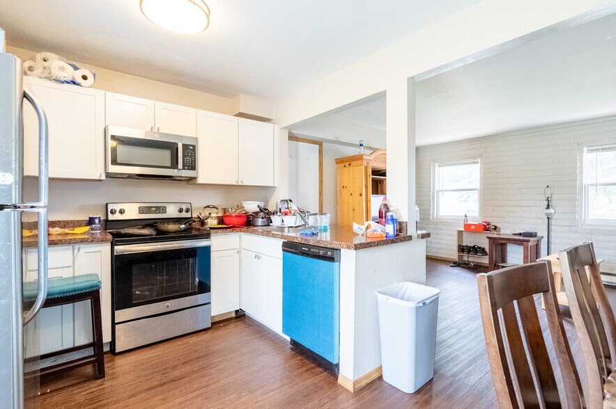 More Photos Of 500 S 20th Ave, Bozeman Apartments For Sale