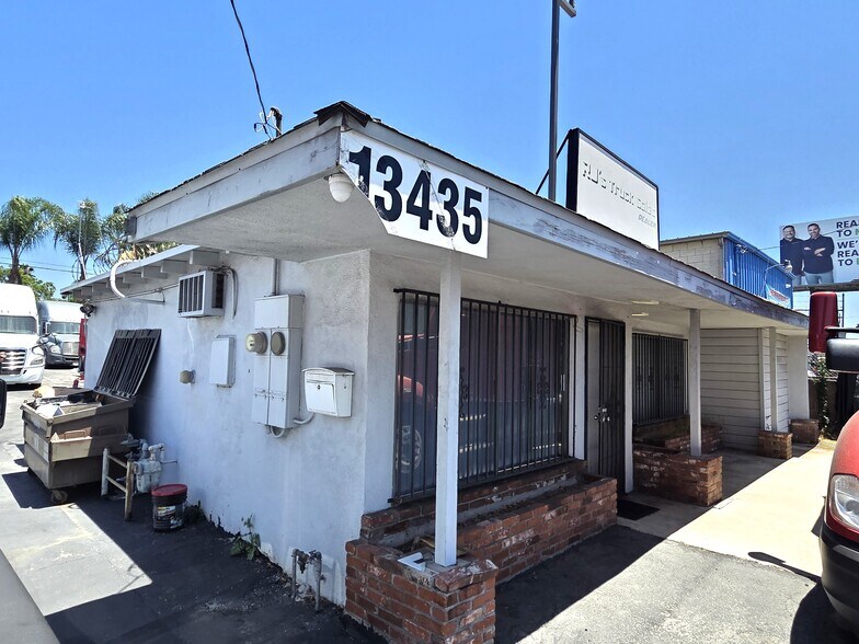 More Photos Of 13435 Imperial Hwy, Whittier Industrial For Sale