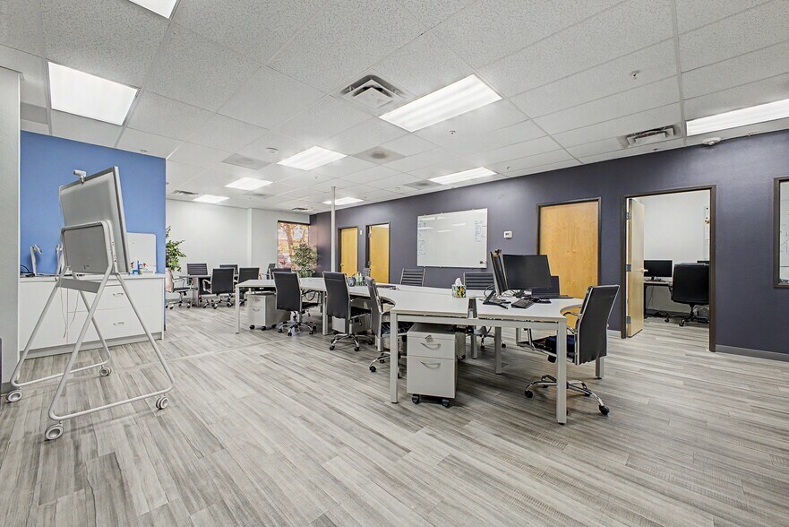 More Photos Of 2680 S Val Vista Dr, Gilbert Medical For Lease