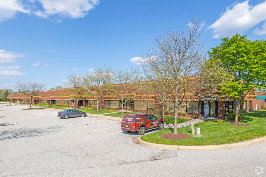 More Photos Of 910 Cromwell Park Dr, Glen Burnie Unknown For Lease