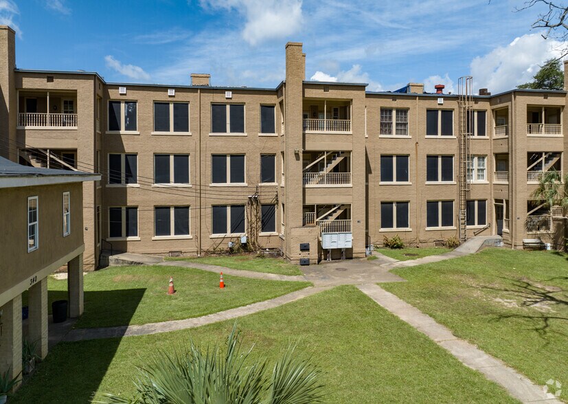 More Photos Of 100 S Jefferson St, Albany Apartments For Sale