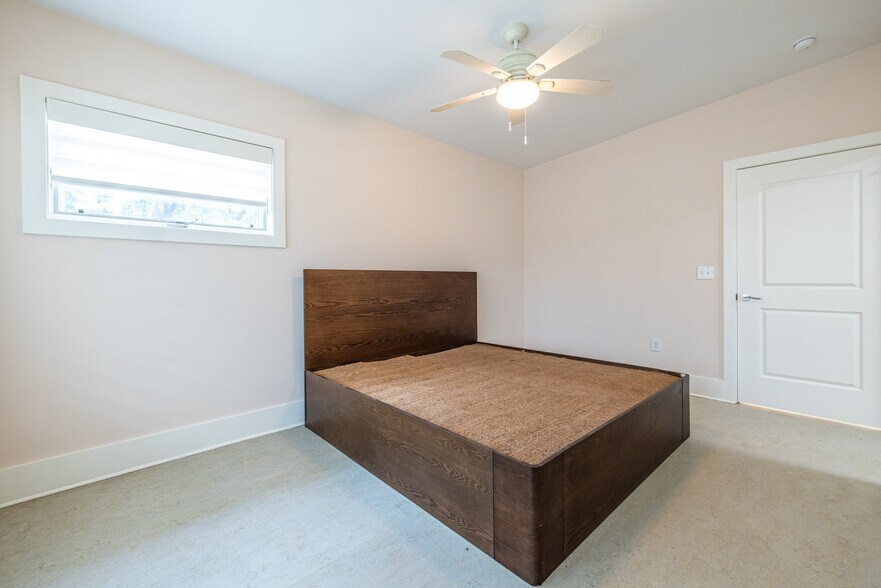 More Photos Of 1651 Pryor Rd SW, Atlanta Loft Creative Space For Sale