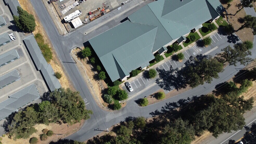More Photos Of 17278-17310 Cattle Dr, Penn Valley Warehouse For Lease