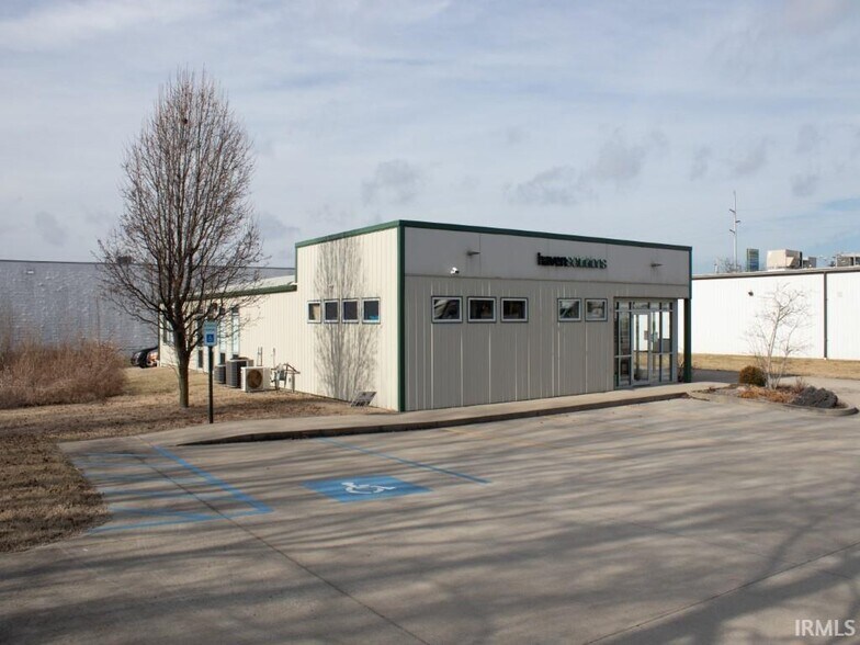 More Photos Of 2759 N Ford Rd, Vincennes Light Manufacturing For Sale
