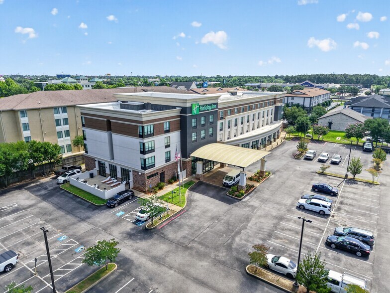 More Photos Of 3630 Springhill Memorial Dr S, Mobile Hotel For Sale