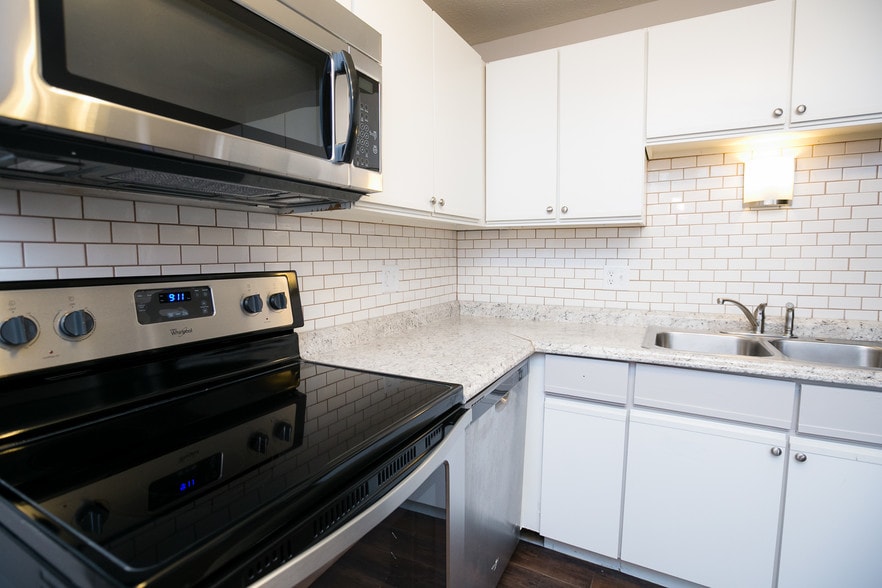 More Photos Of 480 Pedretti Ave, Cincinnati Apartments For Sale