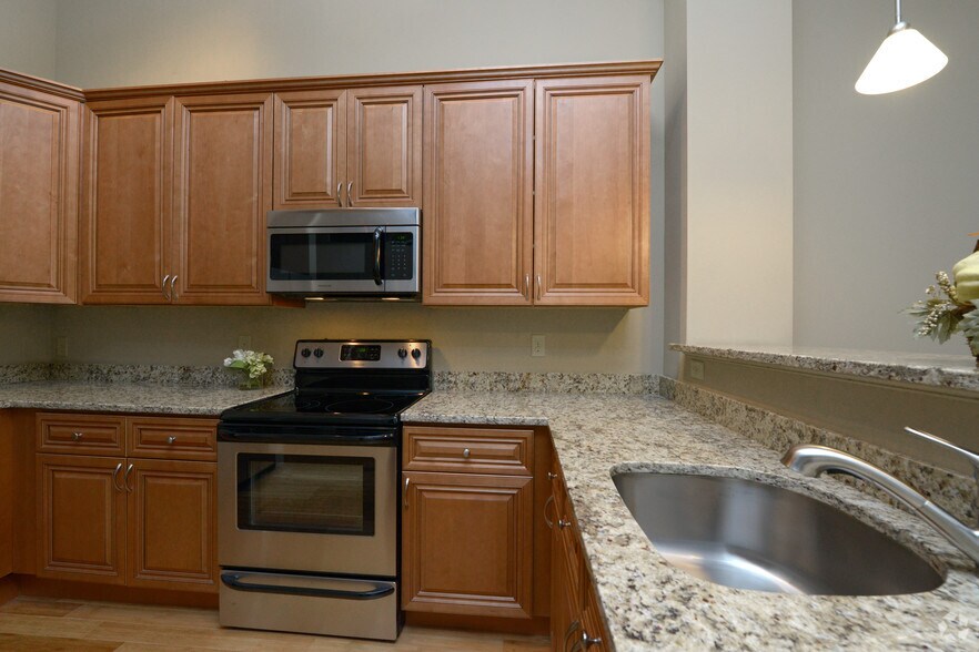 More Photos Of 12 Eagle St, Providence Apartments For Lease