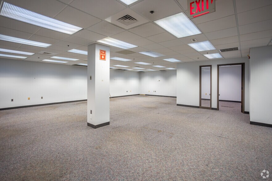 More Photos Of 2501 Wilmington Rd, New Castle Office For Lease