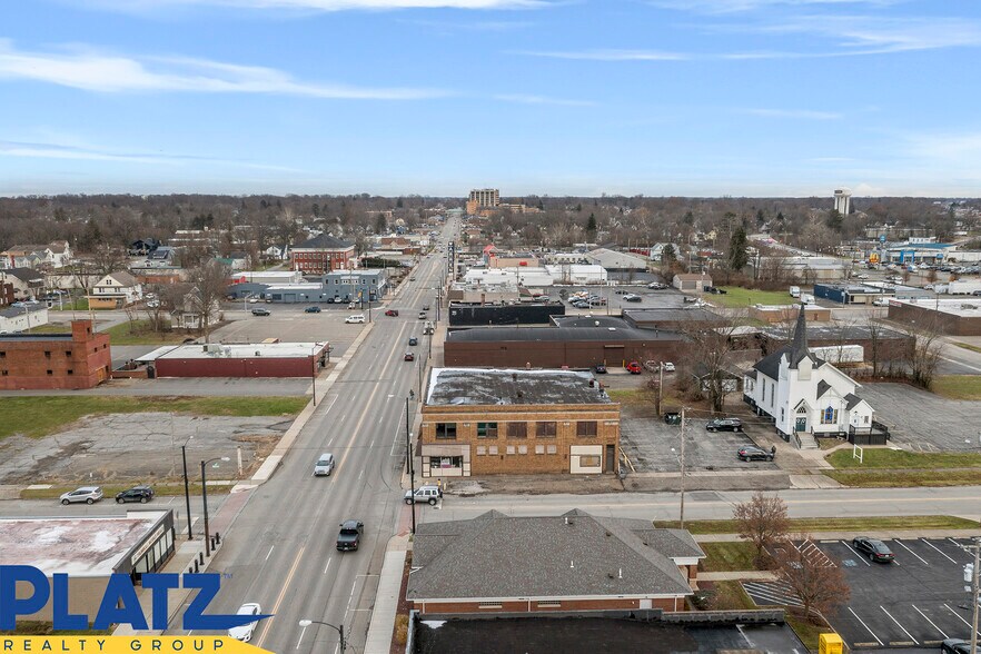 More Photos Of 320 E Market St, Warren Medical For Lease