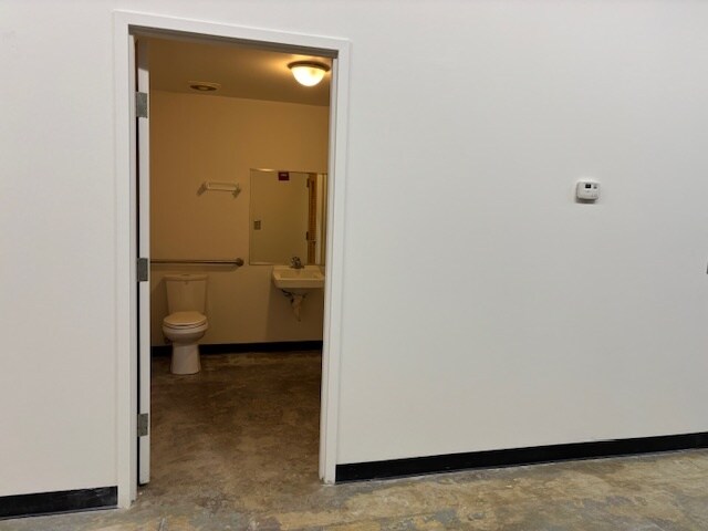 More Photos Of 887 W Marietta St NW, Atlanta Loft Creative Space For Lease