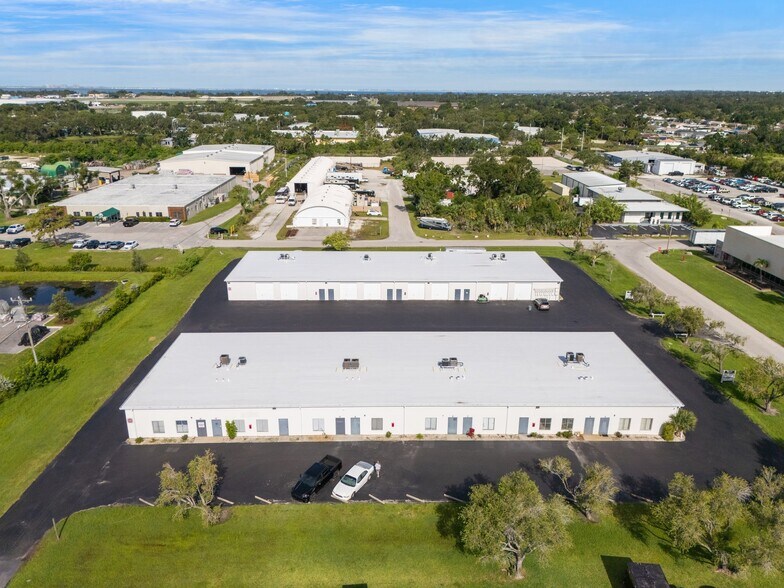 More Photos Of 1390 Commerce Blvd, Sarasota Unknown For Lease