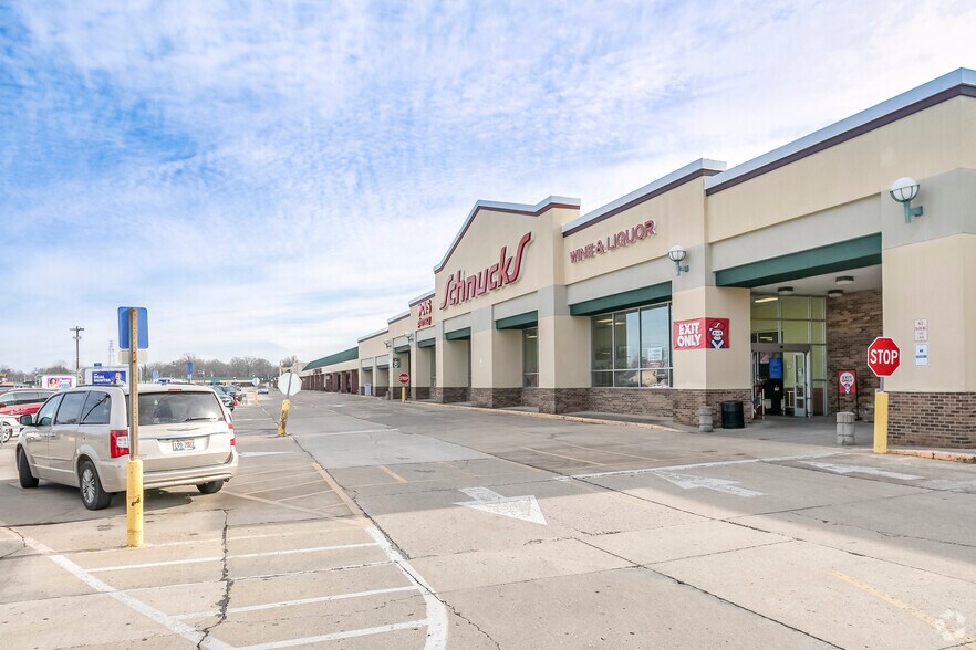 More Photos Of 1000 W Broadway, Centralia Unknown For Lease