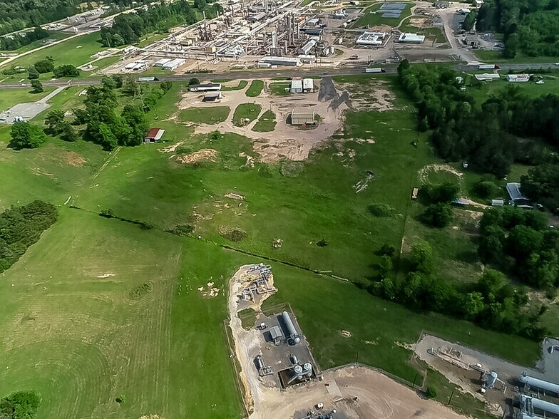 More Photos Of 2617 US Highway 79 N, Carthage Industrial For Sale