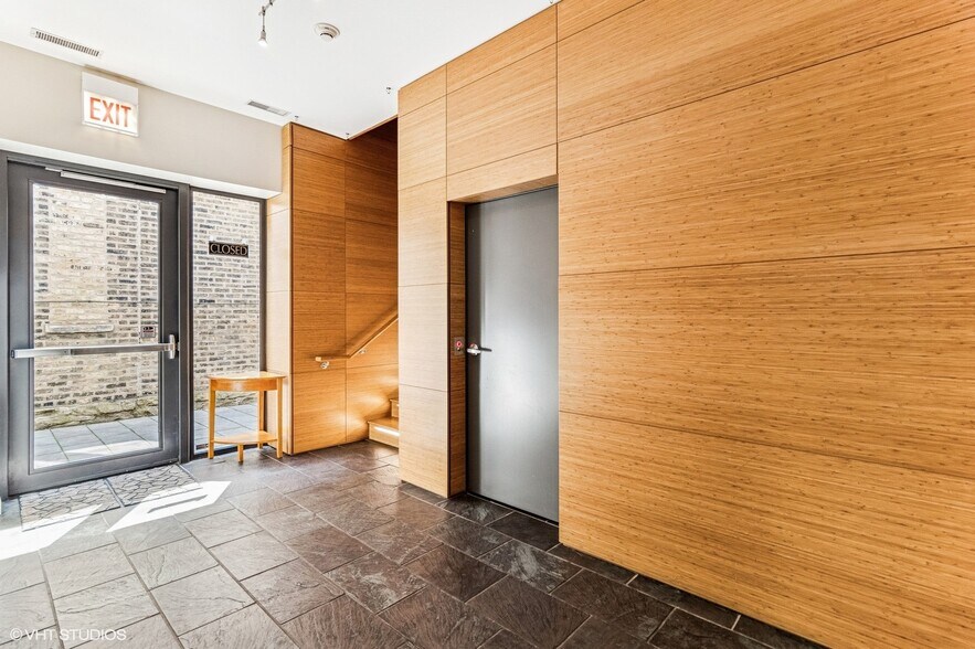 More Photos Of 1923-1925 N Halsted St, Chicago General Retail For Sale