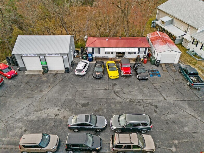 More Photos Of 620 National Hwy, Thomasville Auto Repair For Sale