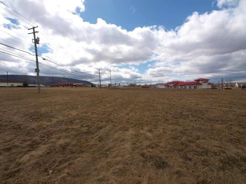 More Photos Of Premiere Dr & Shiloh Rd, State College Land For Sale