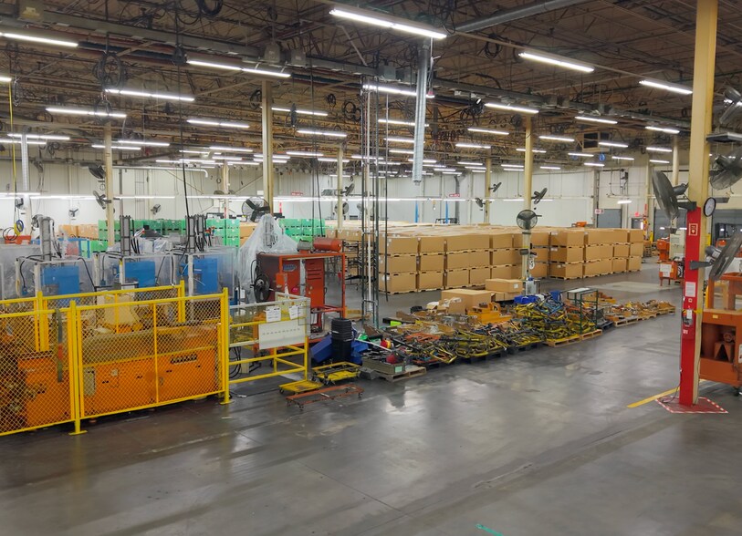 More Photos Of 105 Industry Dr, Versailles Manufacturing For Sale