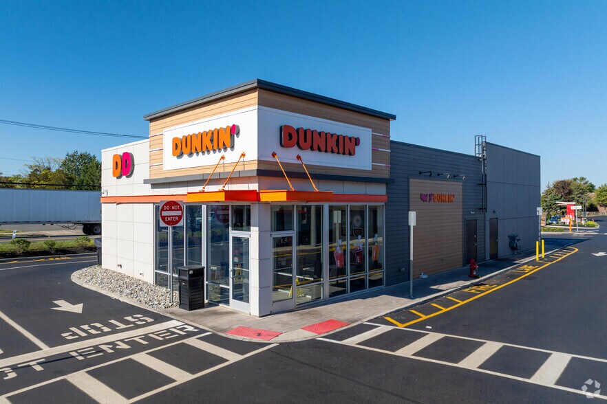 More Photos Of 1165 Route 27, Somerset General Retail For Sale