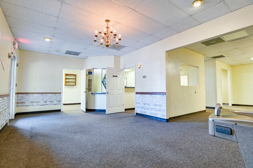 More Photos Of 4124 Us-278 Hwy, Covington Office For Sale