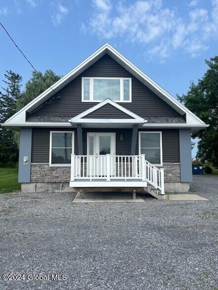 More Photos Of 4700 NY-30, Amsterdam Office For Sale