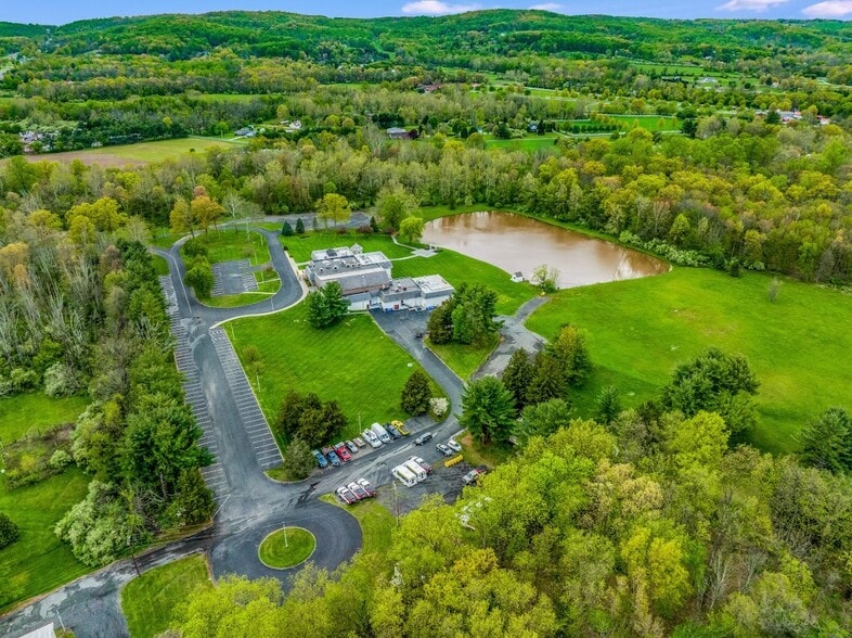 More Photos Of 88 Route 173 W, Hampton Lodge Meeting Hall For Sale