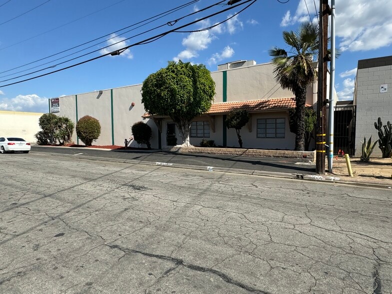 More Photos Of 8222 Allport Ave, Santa Fe Springs Manufacturing For Sale